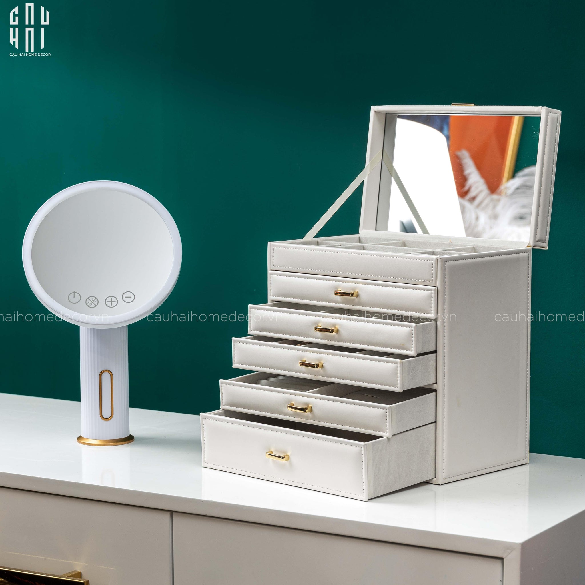 HAUTE FOLIE - GƯƠNG TRANG ĐIỂM TIARA SS25