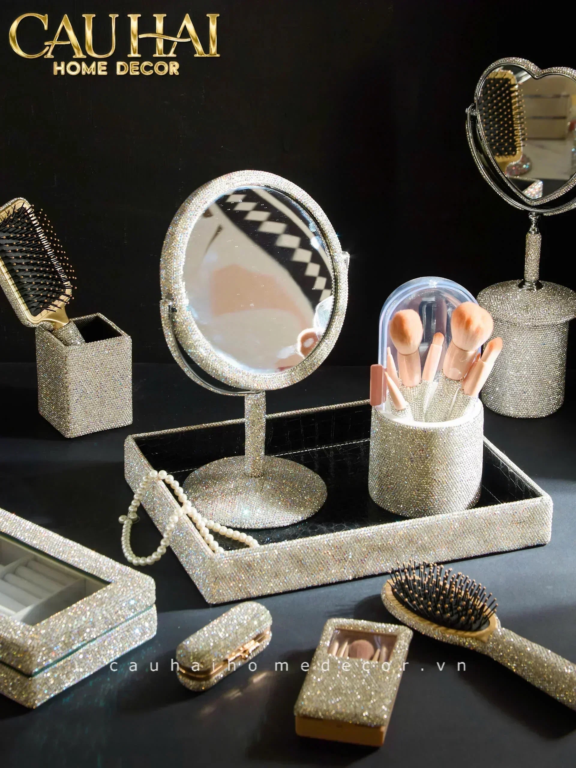 haute-folie-hop-co-make-up-on-the-go-beauty-box-diamond-bling-bling-cau-hai-home-decor-9 - CẬU HAI HOME DECOR