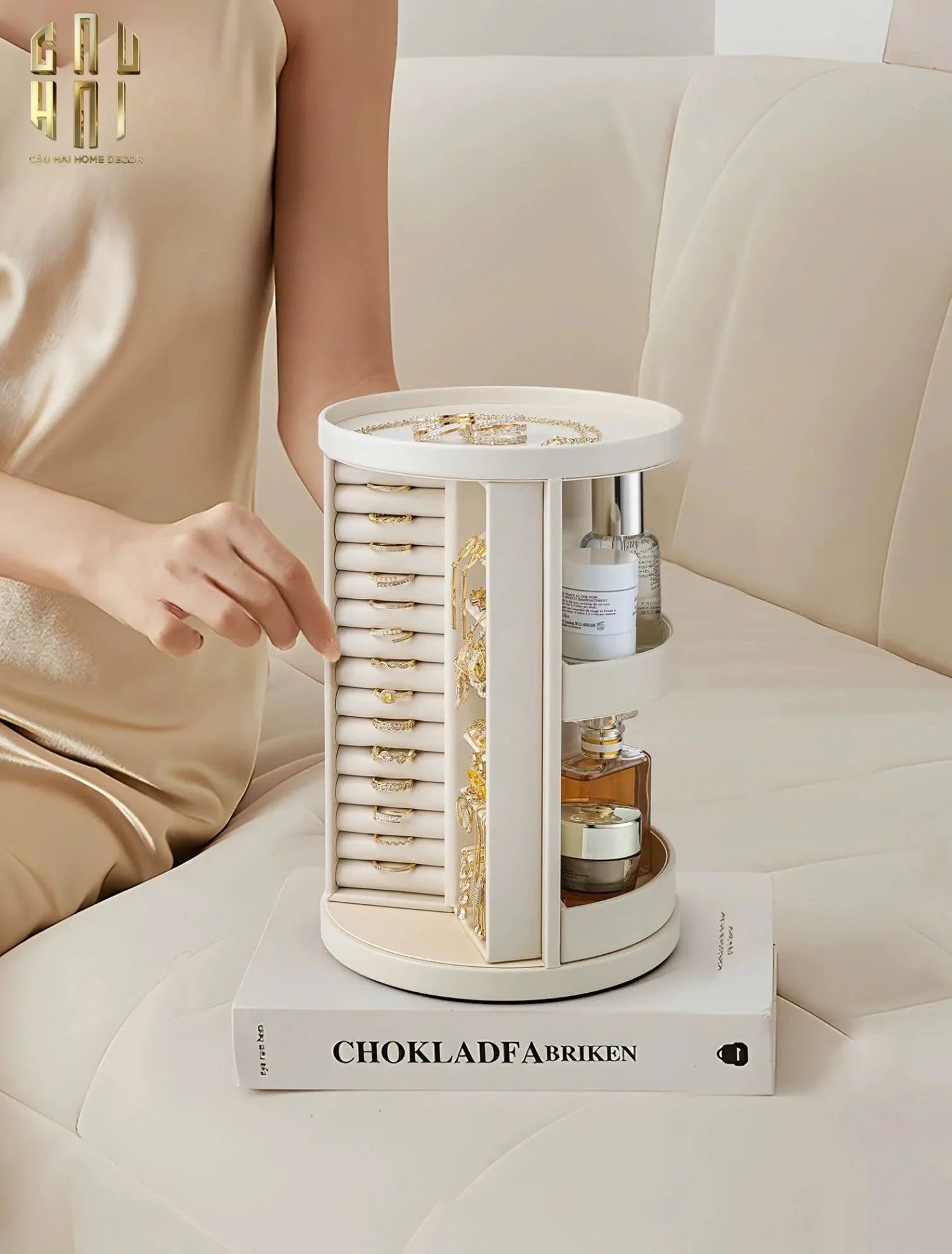 HAUTE FOLIE - KỆ TRANG SỨC DA XOAY 360 - JEWELRY CLOSET