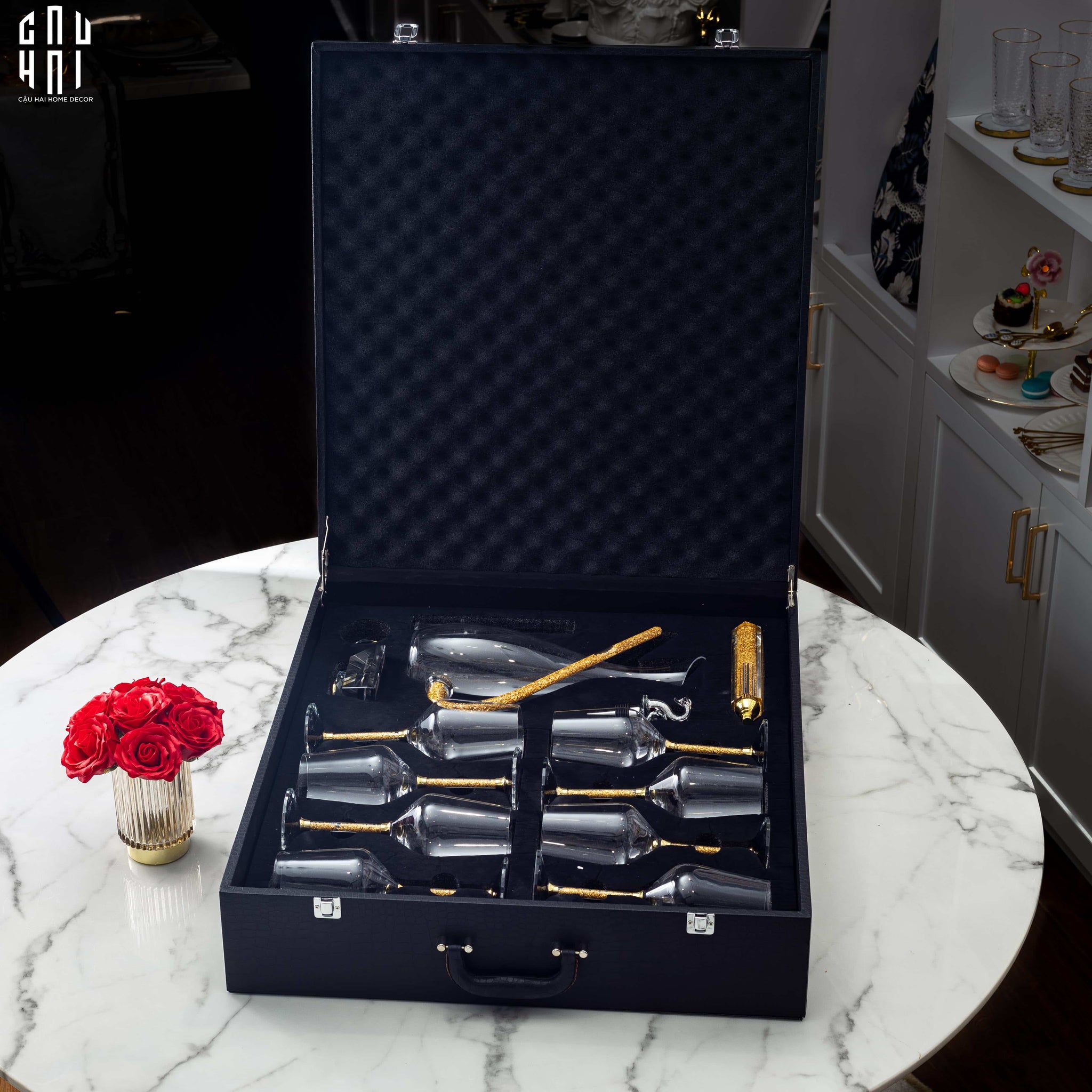 HOME COUTURE - SET BÌNH RƯỢU RITZ - CARLTON - LEATHER BOX 8 GLASSES 430ML SS25 - CẬU HAI HOME DECOR