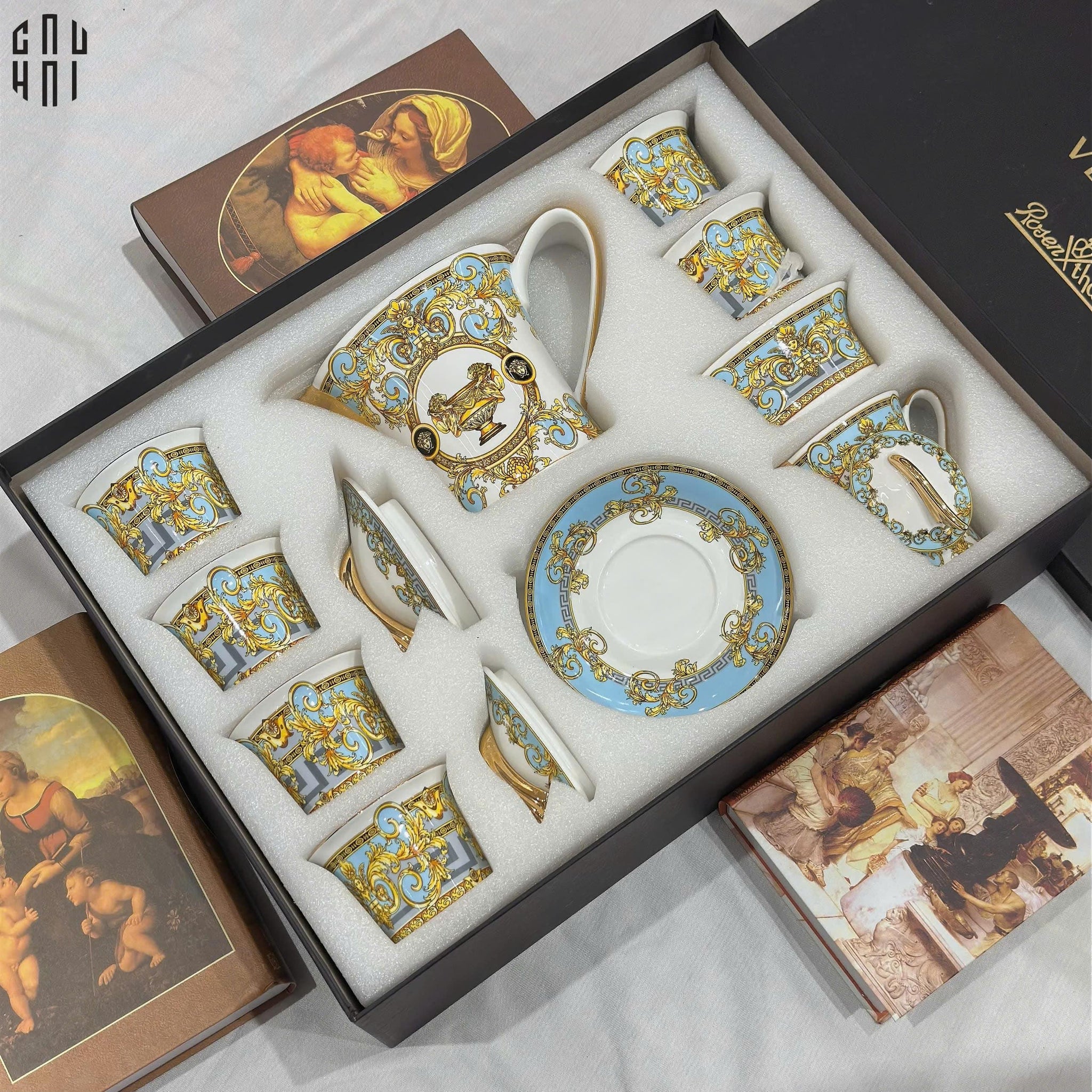 HOME COUTURE - SET BÌNH TRÀ BLUE BAROCCO FULL BOX SS25-CẬU HAI HOME DECOR
