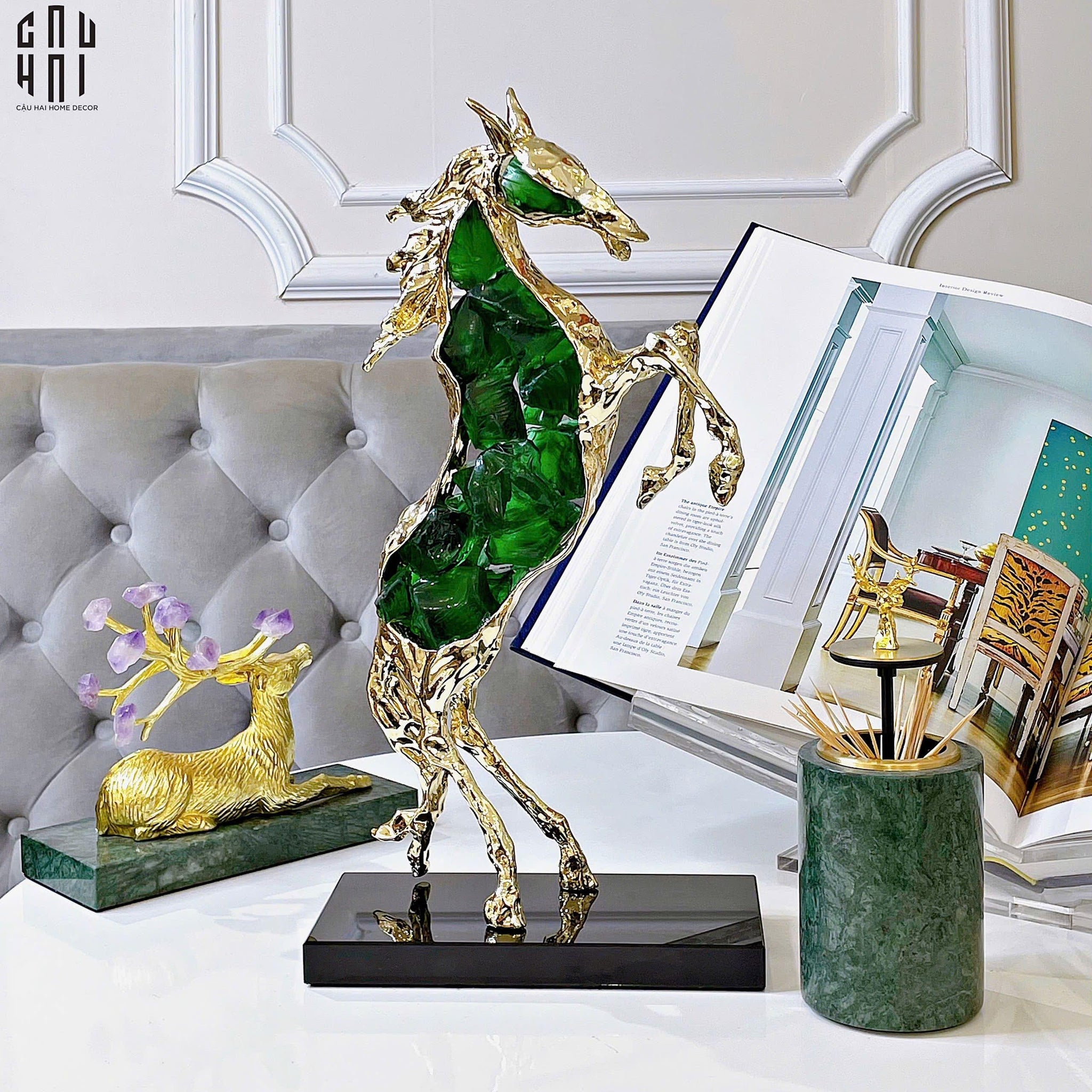 HOME COUTURE TƯỢNG NGỰA ĐỒNG ĐÁ QUÝ GILDED CAVALIER-CẬU HAI HOME DECOR