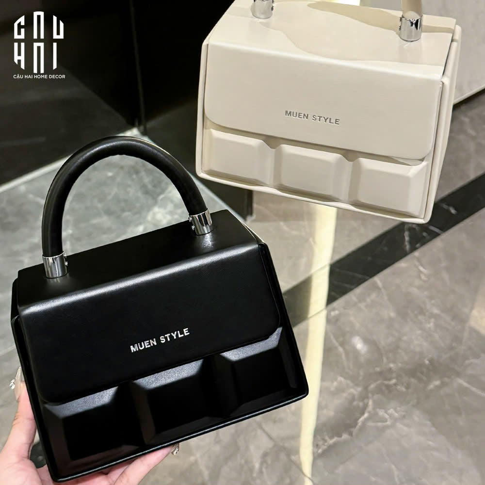 Hộp Khăn Giấy Da Savoir "La Damme Iconique" Lady Bag
