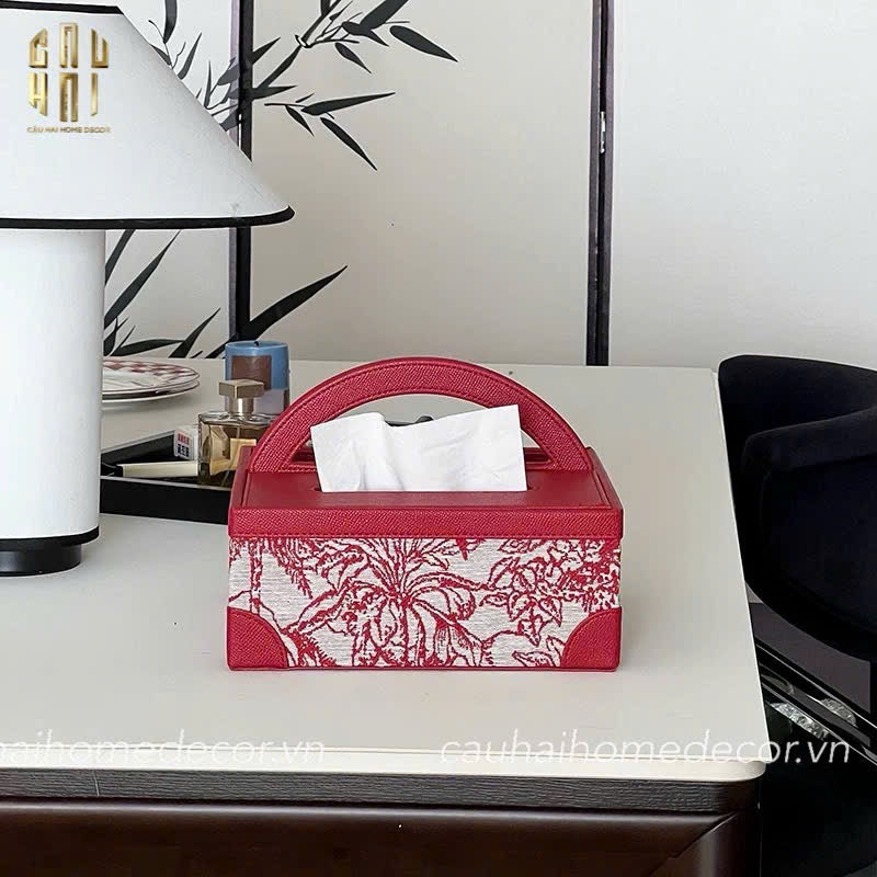 HỘP KHĂN GIẤY HANDY MULTI DIOUS RED FLORAL SS25