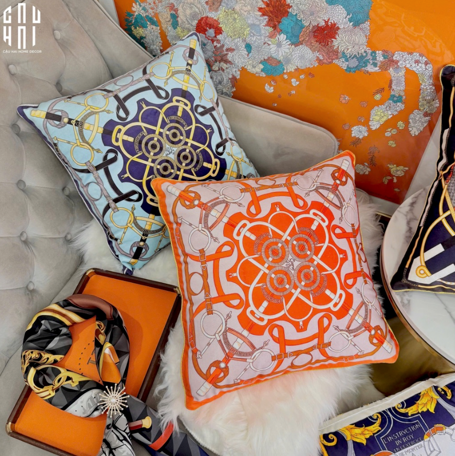 IMPERIAL SIGNATURE - VỎ GỐI NHUNG CAO CẤP EPERON D'OR 45. - ORANGE - CẬU HAI HOME DECOR