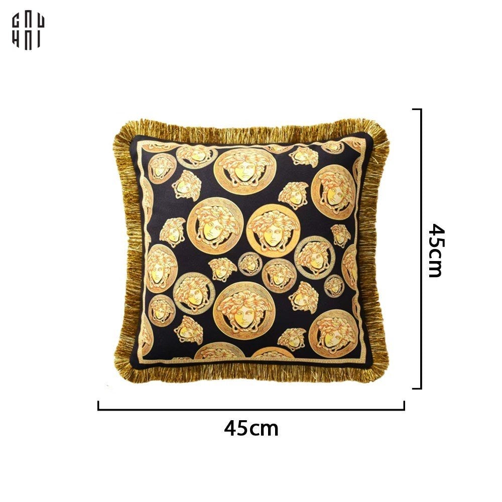 IMPERIAL SIGNATURE - VỎ GỐI NHUNG CAO CẤP GIANNI VERS. MEDUSA THROW 45. - CẬU HAI HOME DECOR