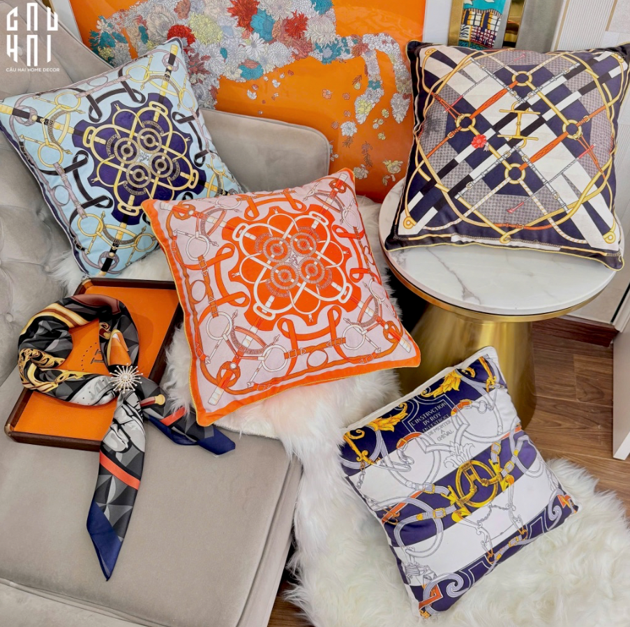 IMPERIAL SIGNATURE - VỎ GỐI NHUNG CAO CẤP EPERON D'OR 45. - ORANGE - CẬU HAI HOME DECOR