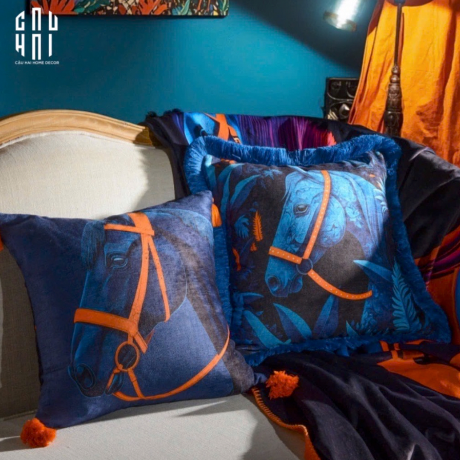 IMPERIAL SIGNATURE - VỎ GỐI NHUNG MARINE STALLION - CẬU HAI HOME DECOR