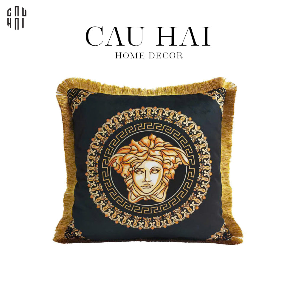 IMPERIAL SIGNATURE. - VỎ GỐI SOFA NHUNG CAO CẤP GIANNI VERS. GOLDEN MEDUSA 45 - CẬU HAI HOME DECOR