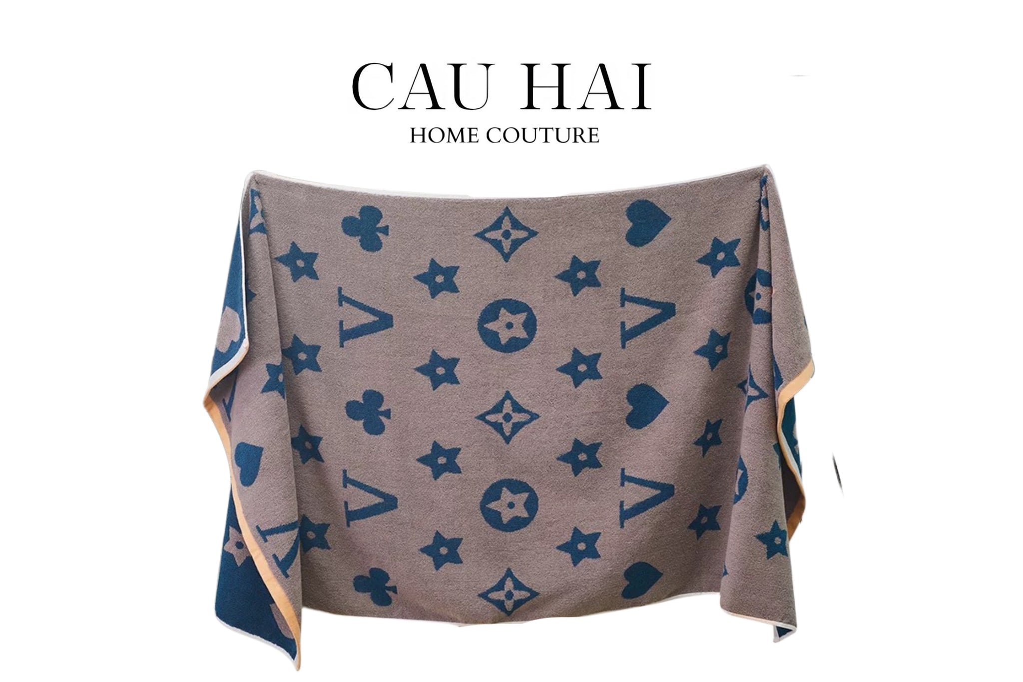 KHĂN TẮM 70x140 - STAR LOUIS V - GRIS BATH TOWEL-1- Cậu Hai Home Decor