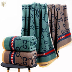 khan-tam-70x140-verte-cobalt-navy-gg-bath-towel-cau-hai-home-decor-3 - CẬU HAI HOME DECOR