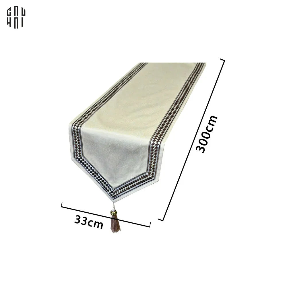 KHĂN TRẢI BÀN NEW HEART - BEIGE 3M-CẬU HAI HOME DECOR