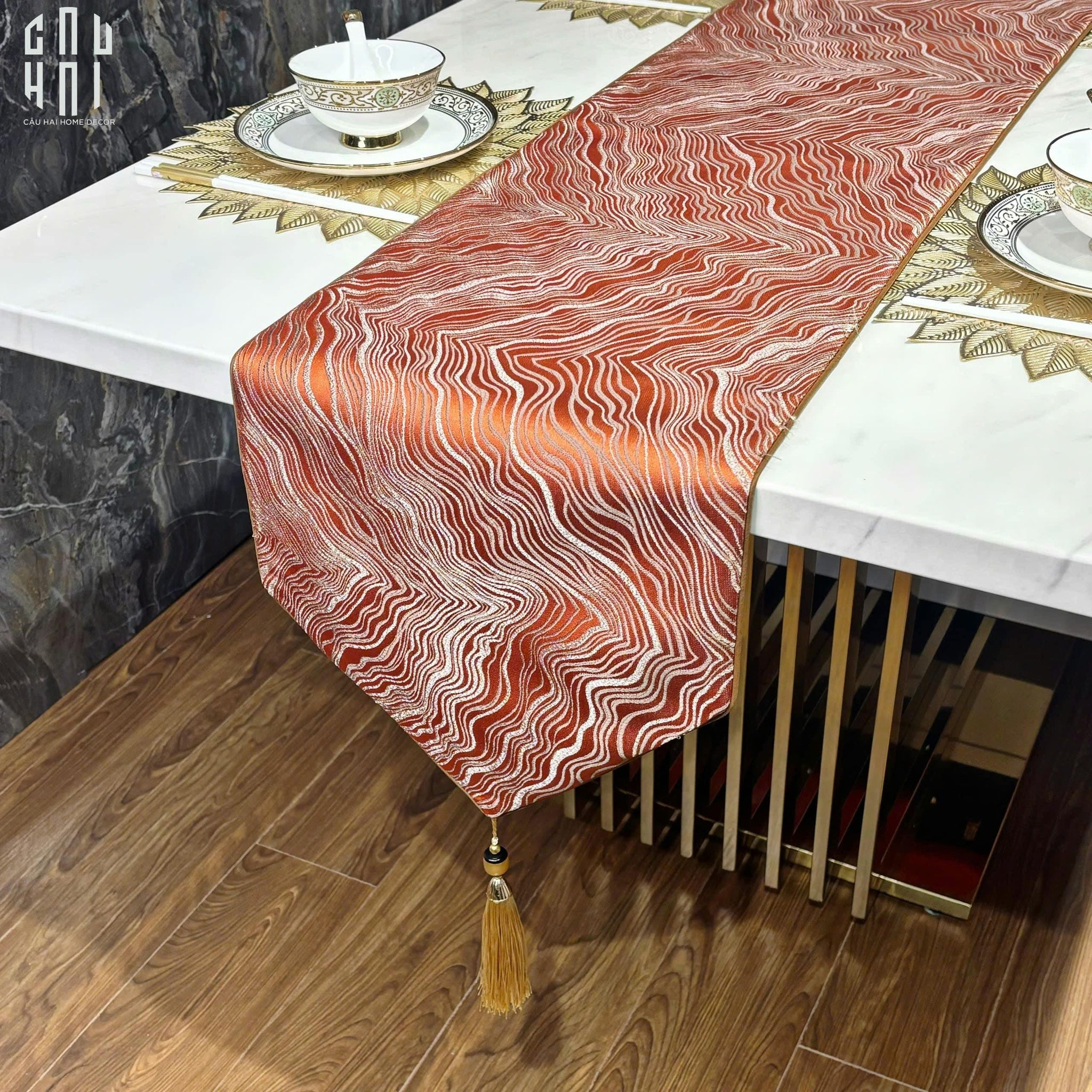 KHĂN TRẢI BÀN ORANGE SATURN 2M2-CẬU HAI HOME DECOR