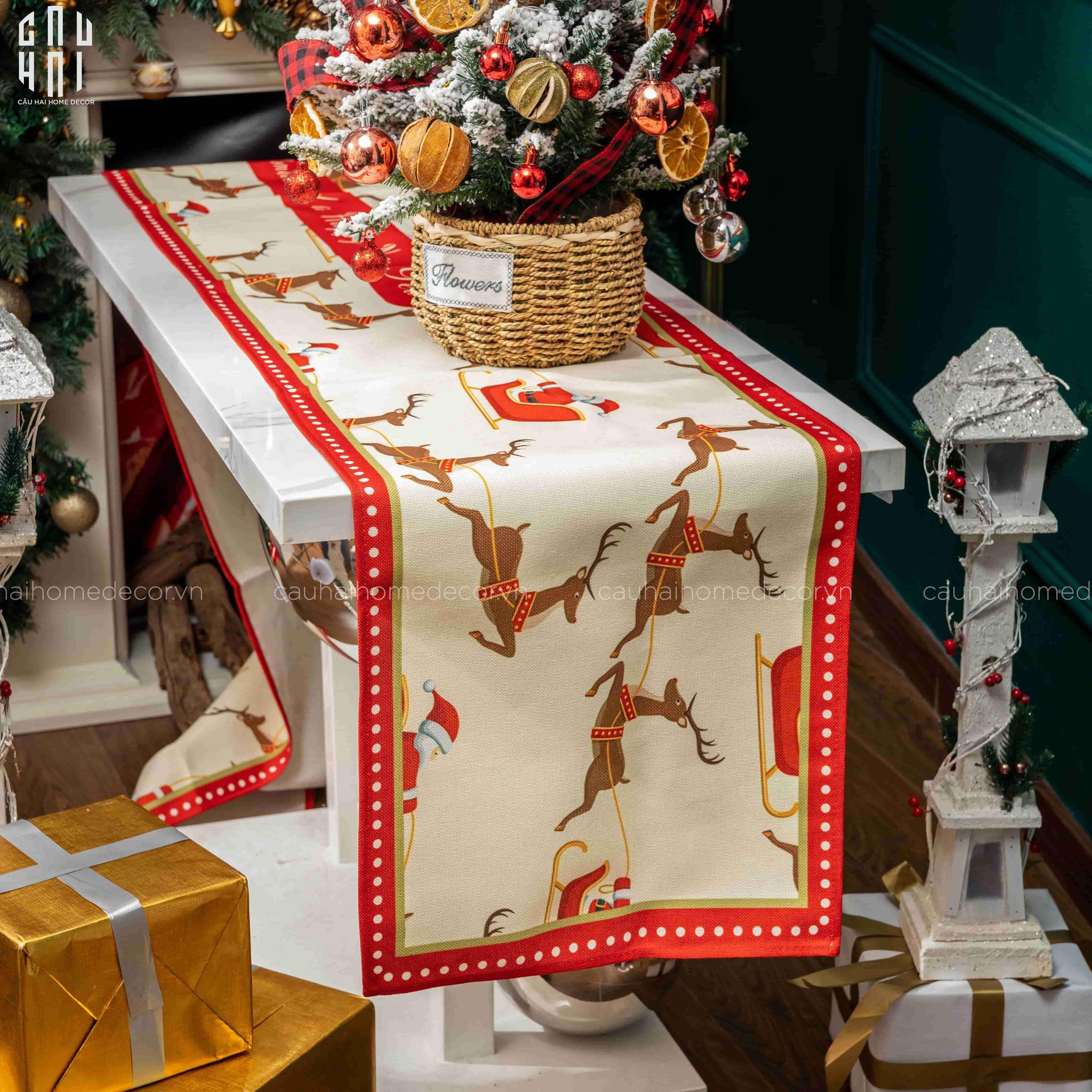 KHĂN TRẢI BÀN - TABLE RUNNER BROWN DEER 40X275 CM - CẬU HAI HOME DECOR