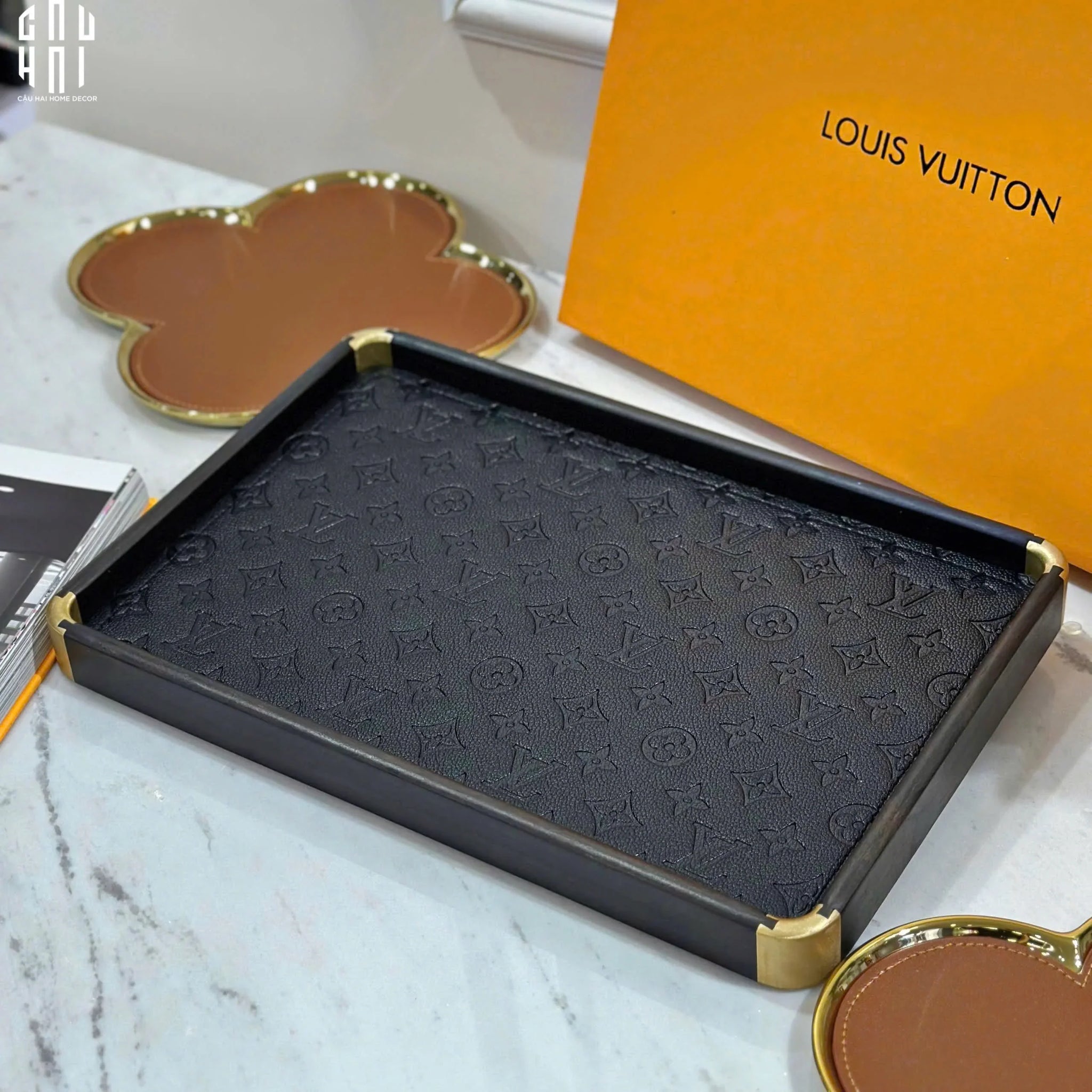 KHAY DA TRANG TRÍ LOUIS - BLACK - FULL BOX SS25-CẬU HAI HOME DECOR