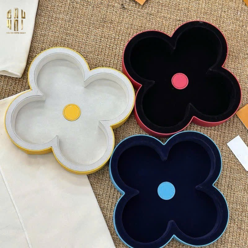 KHAY FLEUR MONOGRAM LOUIS.V – CIEL BLEU-CẬU HAI HOME DECOR