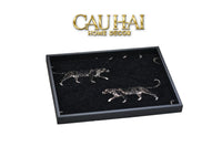 khay-go-chu-nhat-lot-vai-tweed-lux-leather-nocturnal-panther-rectangular-trays-30x40-cau-hai-home-decor - CẬU HAI HOME DECOR