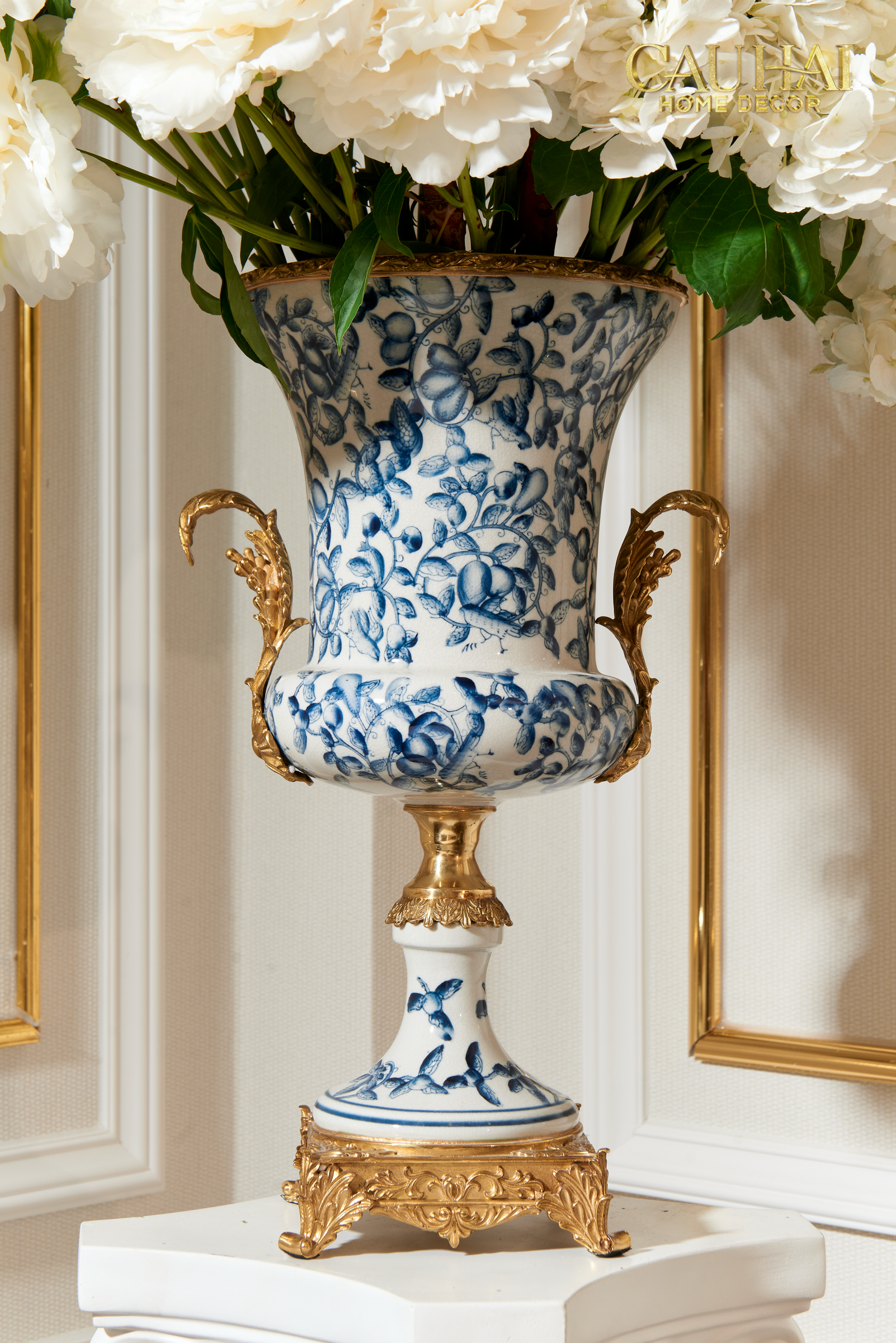 Maison Couture - Imperium Empire Divine Vase - Indochine Revival Floréal Bleu Urn H40x28x23