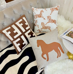 Les Cussins D’Élégance - Vỏ Gối Canvas Équestre Wild Spirit 45-CẬU HAI HOME DECOR