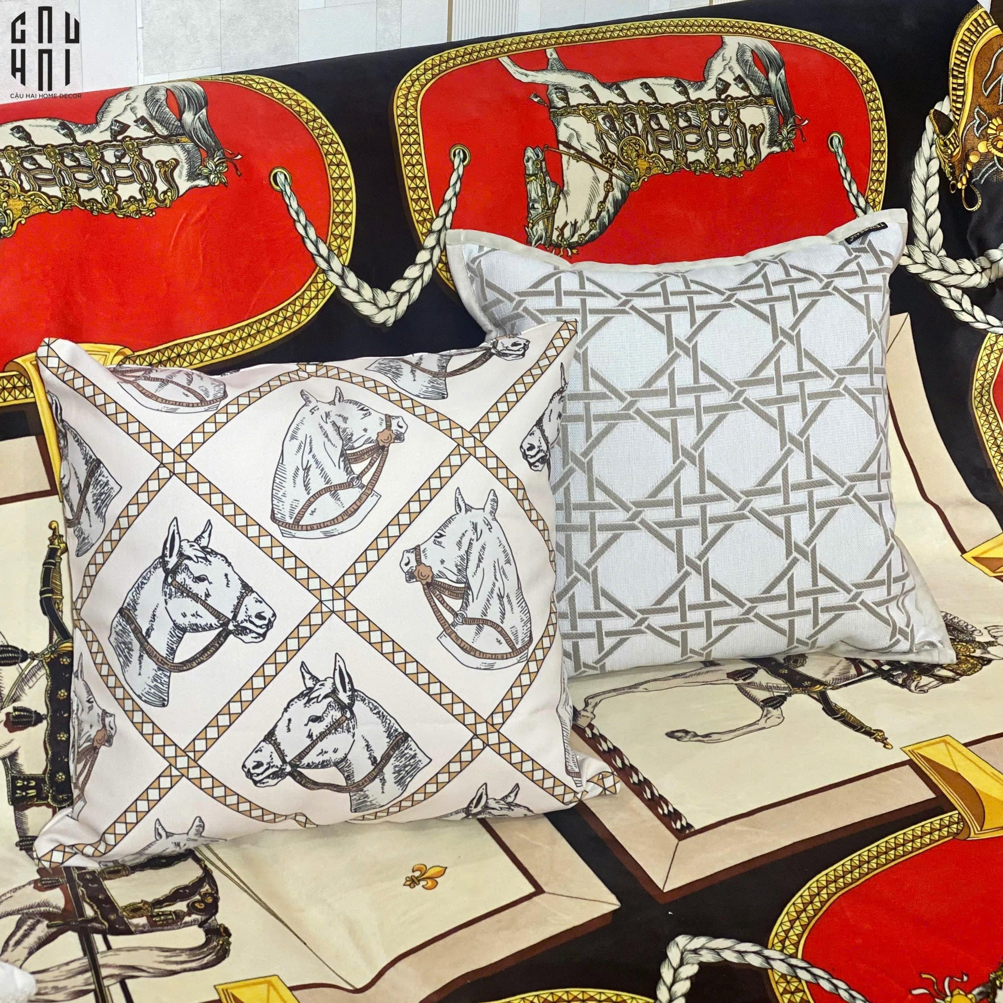 LES CUSSINS D’ÉLÉGANCE - VỎ GỐI SOFA SỢI VẢI CANVAS WHITE PEGASUS 45. - CẬU HAI HOME DECOR