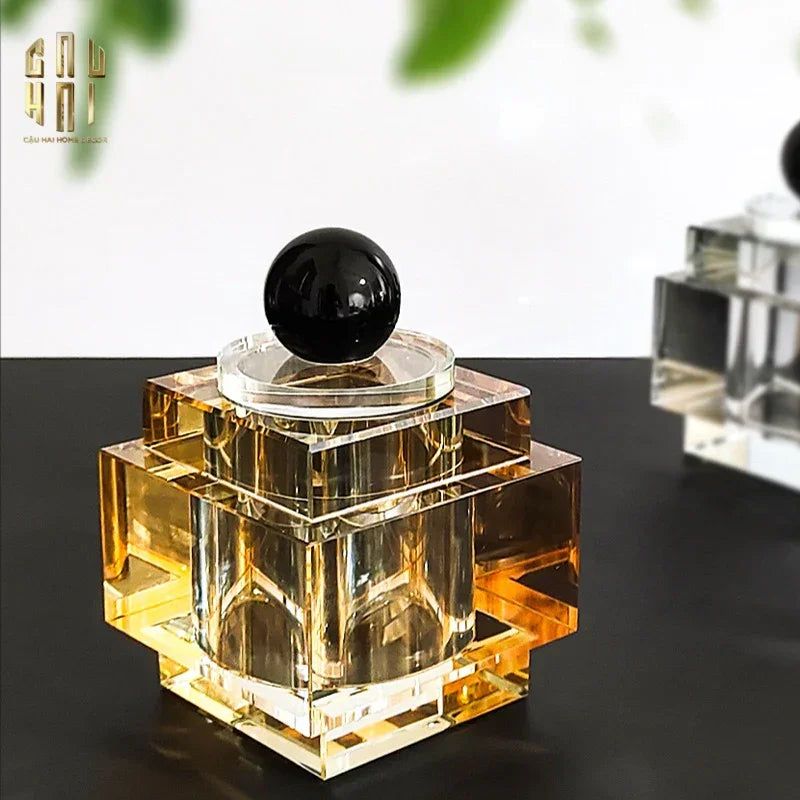 LỌ CRYSTAL OBSIDIAN CUBE - CHAMPAGNE-CẬU HAI HOME DECOR