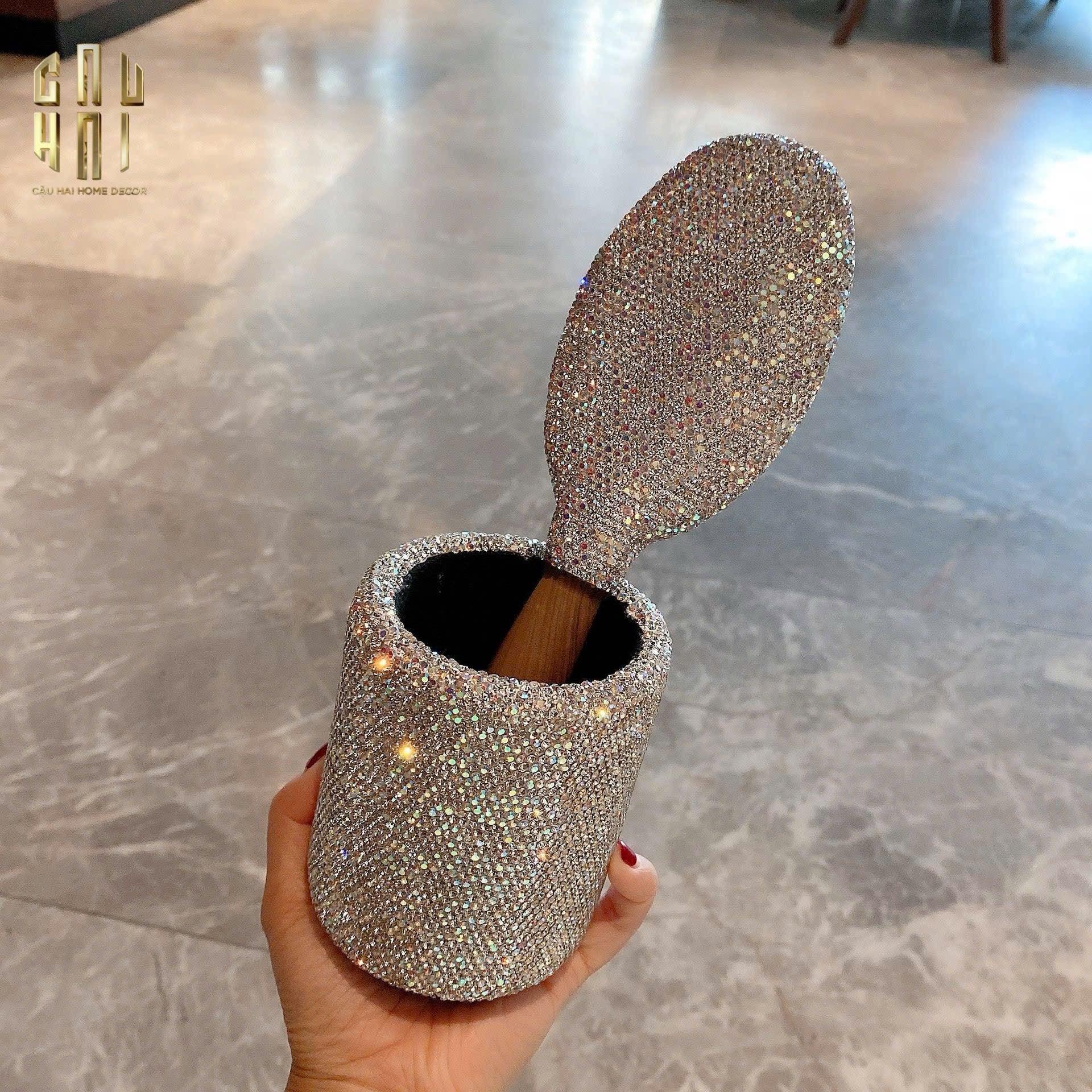 LỌ ĐỰNG CỌ LUNAR DIAMOND BLING BLING