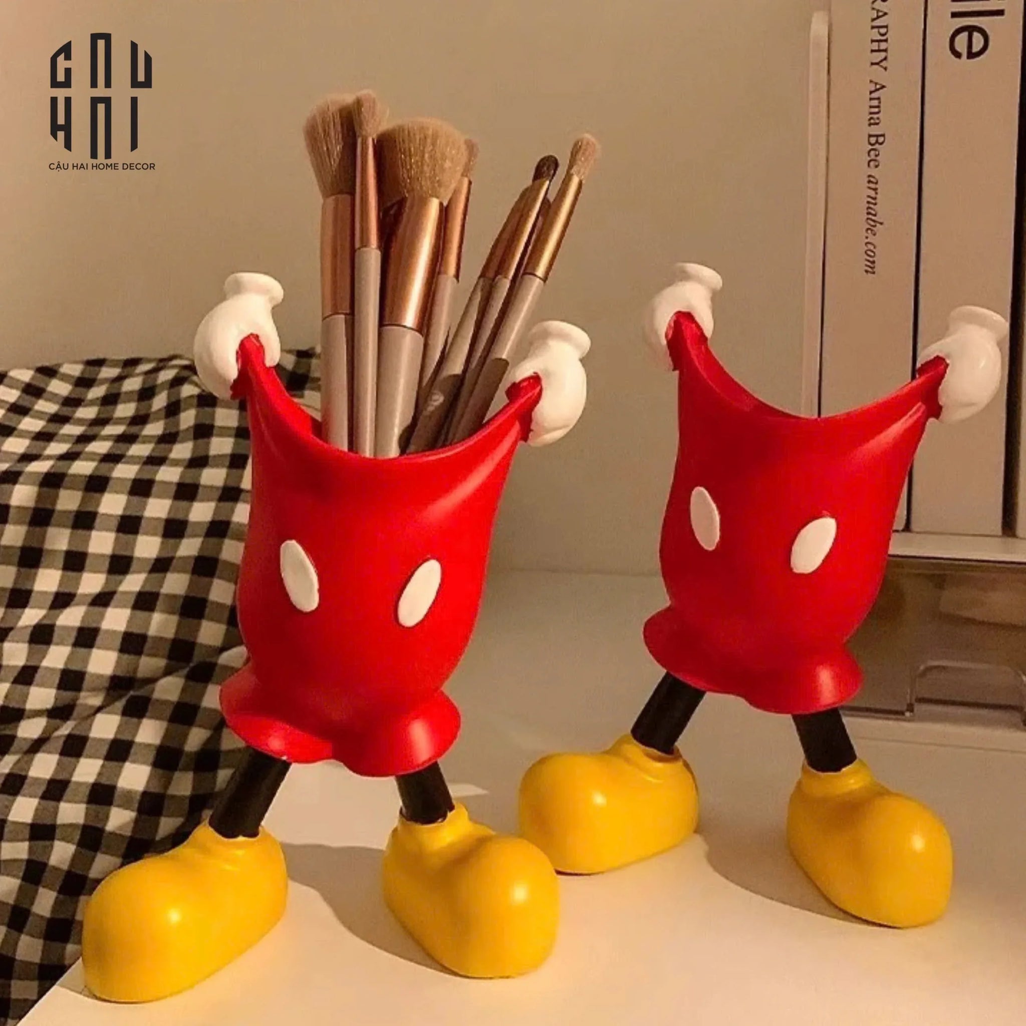 LỌ ĐỰNG ĐA NĂNG MICKEY PANTS-CẬU HAI HOME DECOR