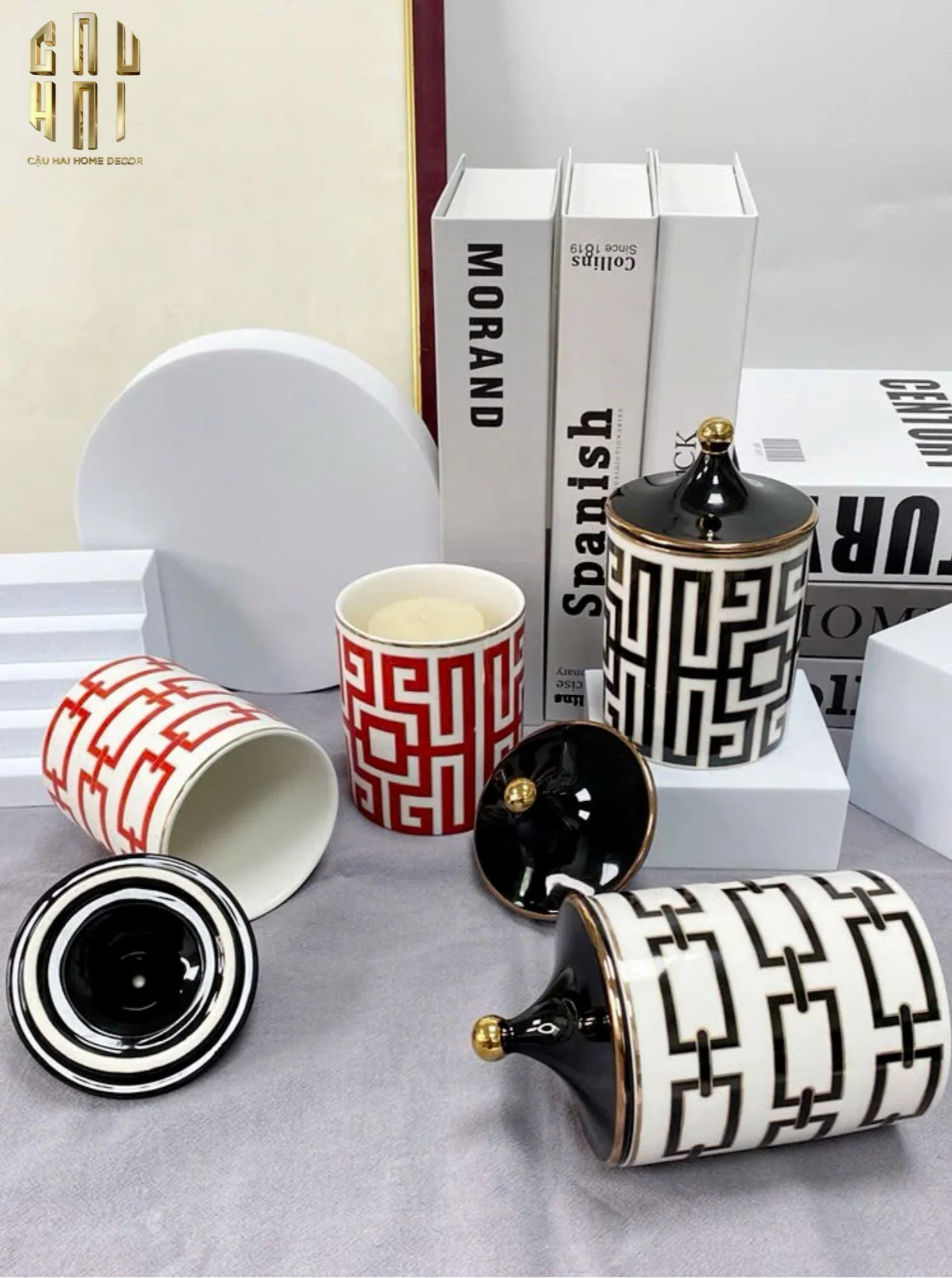 LỌ LUXE ROYALE MEANDER KEY
