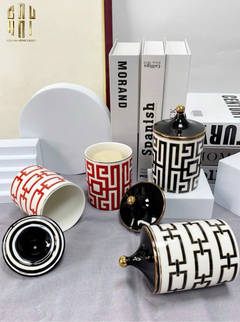Lọ Luxe Royale Meander Key-HŨ TRANG TRÍ-CẬU HAI HOME DECOR