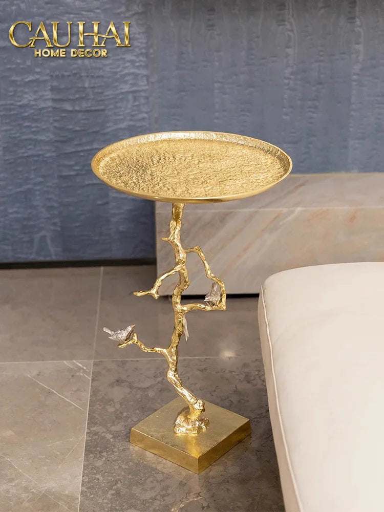 Maison Couture - Bàn Trà Góc Thân Cây Mạ Vàng L’Atelier Golden Branch – Brass Sculptural Side Accent Table H71-Hoa Lụa-Đối tác tại Trung Quốc theo từng đơn đặt hàng-CẬU HAI HOME DECOR
