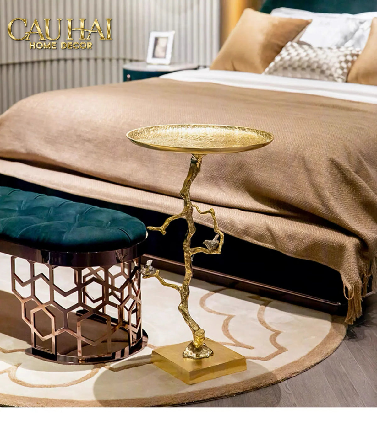 Maison Couture - Bàn Trà Góc Thân Cây Mạ Vàng L’Atelier Golden Branch – Brass Sculptural Side Accent Table H71-Hoa Lụa-Đối tác tại Trung Quốc theo từng đơn đặt hàng-CẬU HAI HOME DECOR