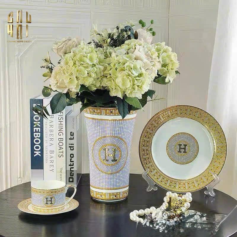 Maison Couture - Bình Hoa Cao Cấp Mystic Helios Ss25-BÌNH HOA-CẬU HAI HOME DECOR