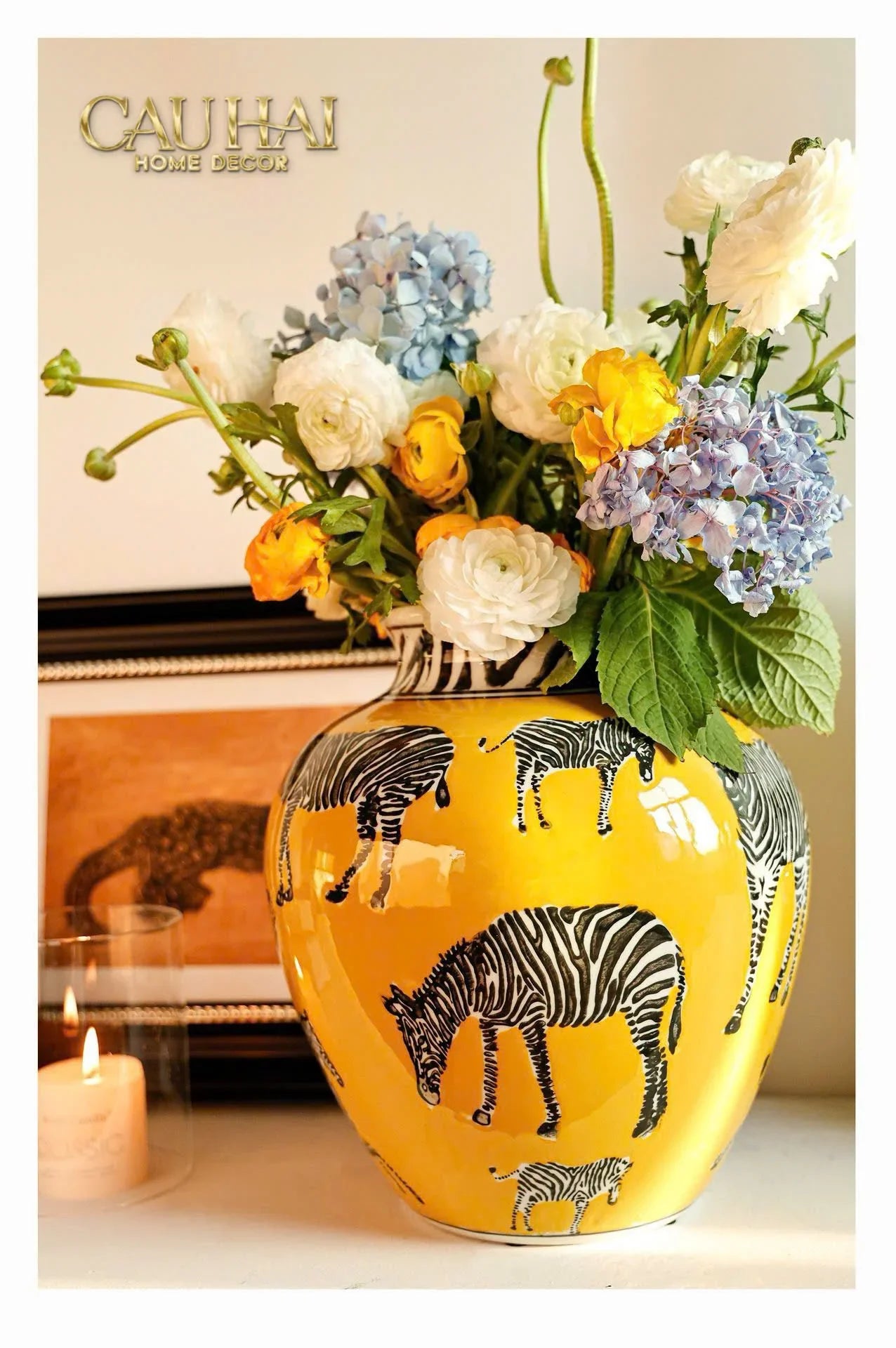 Maison Couture - Bình Hoa Gốm Sứ Hand-Painted Zebra Saffron Gold Artisan Vases-BÌNH HOA-CẬU HAI HOME DECOR