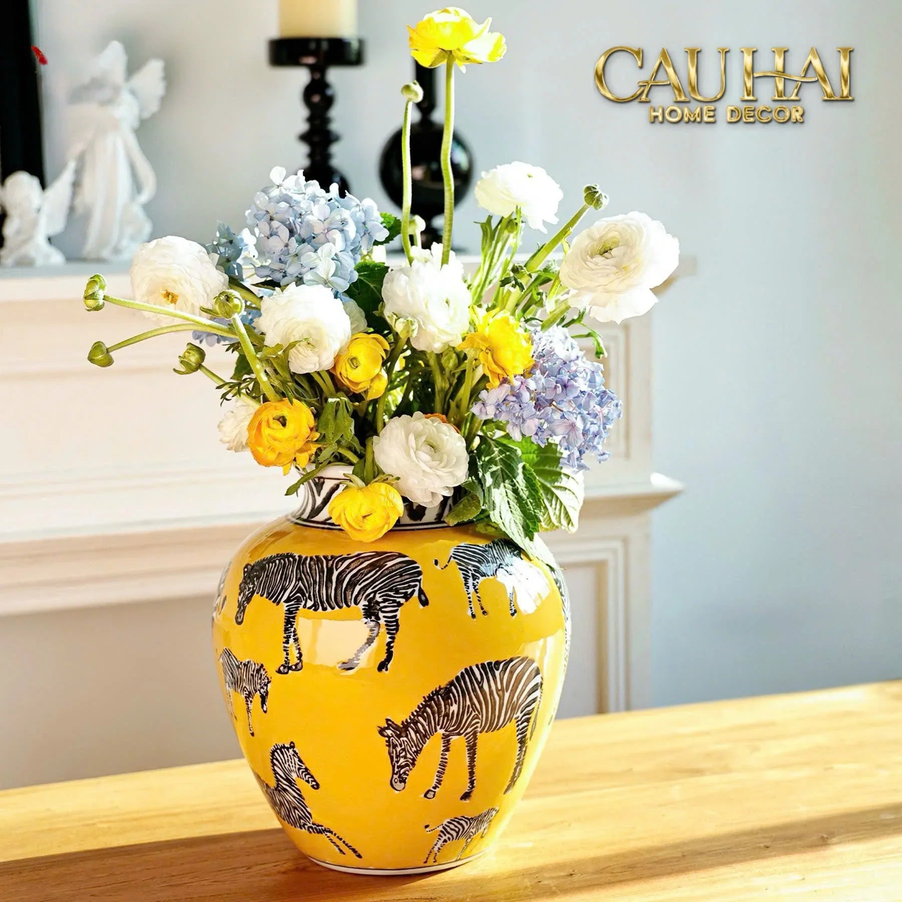 Maison Couture - Bình Hoa Gốm Sứ Hand-Painted Zebra Saffron Gold Artisan Vases-BÌNH HOA-CẬU HAI HOME DECOR