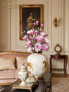 Maison Couture - Bình Hoa Gốm Sứ - Ngựa Dát Vàng Cheval Noble Ivoire Artisan Feuille D’Or Ceramic Vase H29-BÌNH HOA-CẬU HAI HOME DECOR