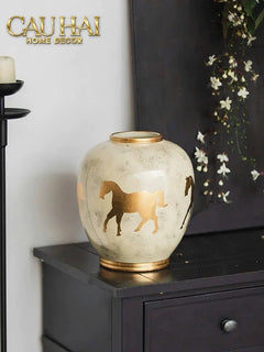 Maison Couture - Bình Hoa Gốm Sứ - Ngựa Dát Vàng Cheval Noble Ivoire Artisan Feuille D’Or Ceramic Vase H29-BÌNH HOA-CẬU HAI HOME DECOR