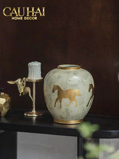 Maison Couture - Bình Hoa Gốm Sứ - Ngựa Dát Vàng Cheval Noble Ivoire Artisan Feuille D’Or Ceramic Vase H29-BÌNH HOA-CẬU HAI HOME DECOR