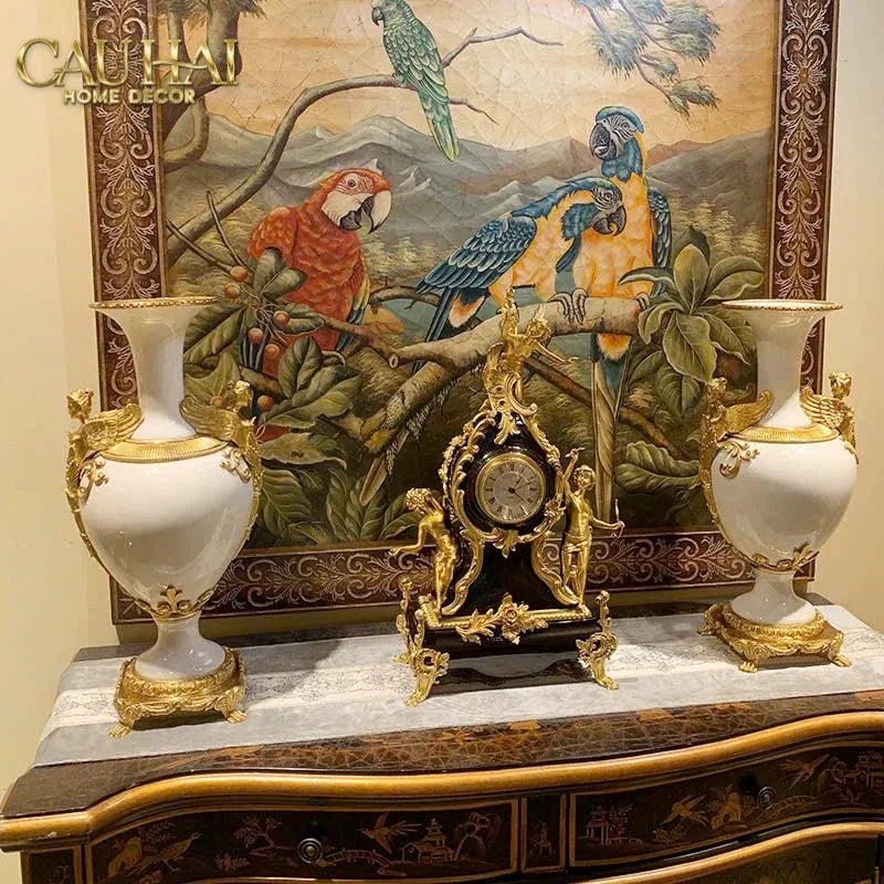 maison-couture-binh-hoa-imperium-empire-divine-vase-papillon-pedestal-divoire-h60x26x26-binh-hoa-cau-hai-home-decor-16 - CẬU HAI HOME DECOR