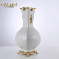 maison-couture-binh-hoa-imperium-empire-divine-vase-papillon-pedestal-divoire-h60x26x26-binh-hoa-cau-hai-home-decor-6 - CẬU HAI HOME DECOR