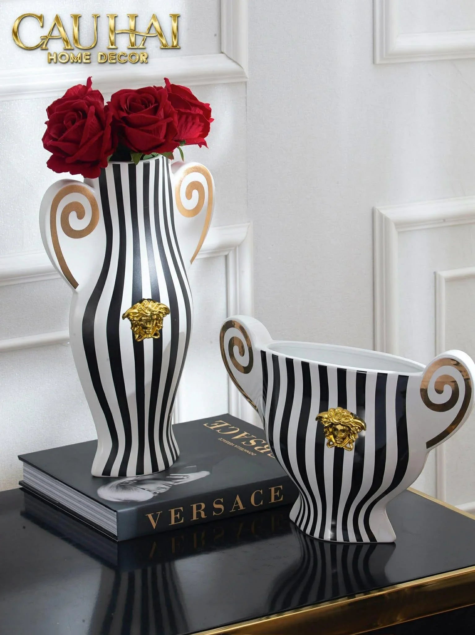 maison-couture-binh-hoa-renaissance-grecque-soho-medusa-s22s36-binh-hoa-cau-hai-home-decor-6 - CẬU HAI HOME DECOR