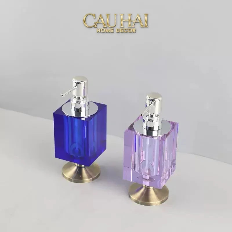 Maison Couture – Chai Kit Lotion Deepsea Blue Cristalleries Cube Impérial Vanities 8.5x7x19.5 220Ml-CẬU HAI HOME DECOR
