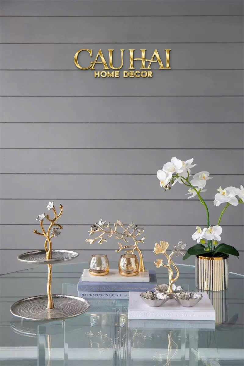 maison-couture-dia-dong-ma-bac-triptyque-latelier-ginkgo-elance-argente-brass-disks-22x22-cau-hai-home-decor-6 - CẬU HAI HOME DECOR