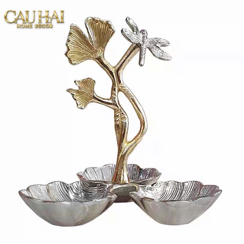 maison-couture-dia-dong-ma-bac-triptyque-latelier-ginkgo-elance-argente-brass-disks-22x22-cau-hai-home-decor-7 - CẬU HAI HOME DECOR