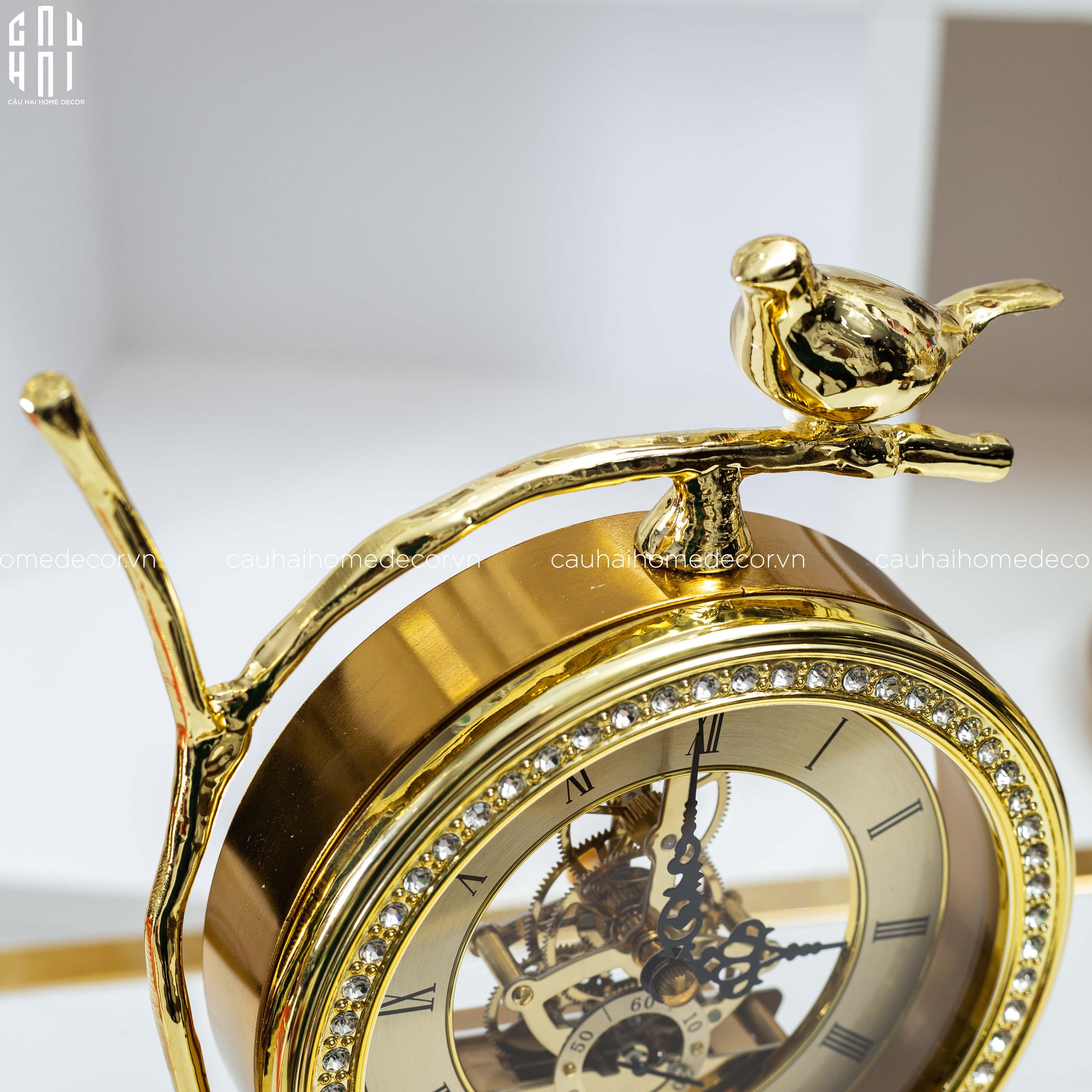 Maison Couture - Đồng Hồ Để Bàn Bằng Đồng Golden Empire Emperor Bird Of The Paradise Castle 11x22x20-CẬU HAI HOME DECOR