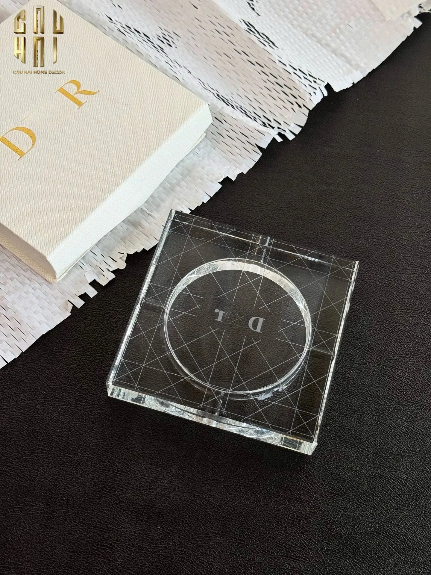 maison-couture-gat-tan-pha-le-d_o-cristalleries-ashtray-full-box-size-15-cau-hai-home-decor-3 - CẬU HAI HOME DECOR