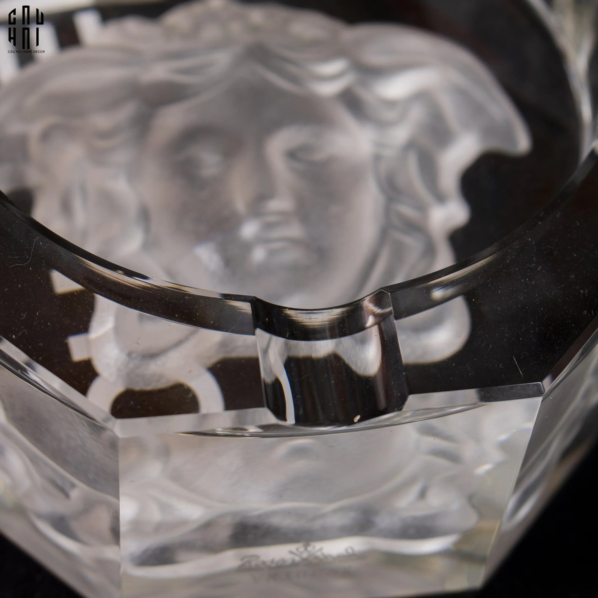 Maison Couture - Gạt Tàn Pha Lê Medusa Extravagant Cristalleries Ashtray-Gạt Tàn-CẬU HAI HOME DECOR