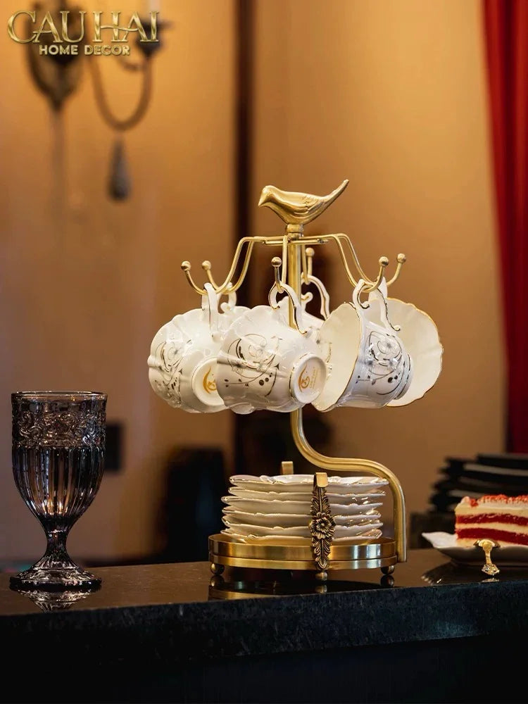 Maison Couture - Giá Treo Tách Trà Bằng Đồng Emperor Bird Cup Stand H36-BỘ BÌNH TRÀ-CẬU HAI HOME DECOR