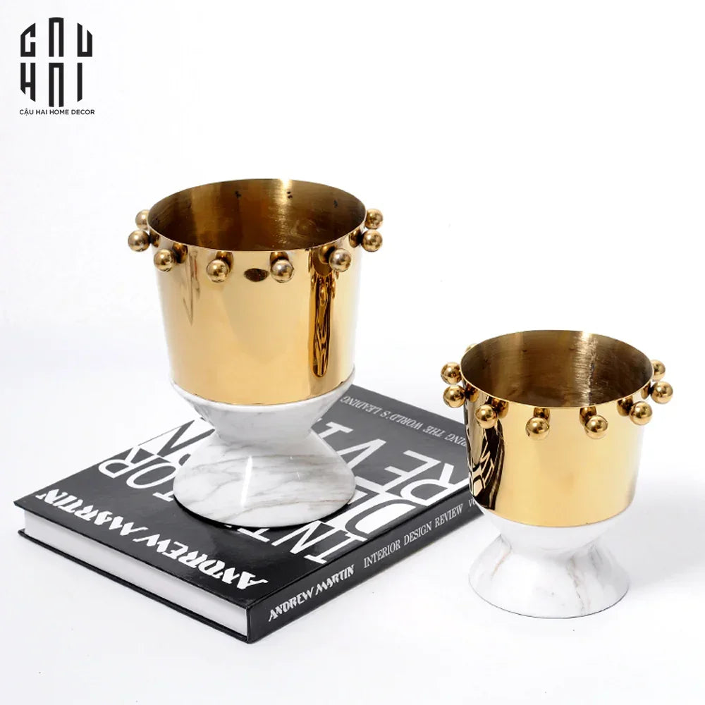 Maison Couture - Golden Crown Vessel Ss25-BÌNH HOA-CẬU HAI HOME DECOR