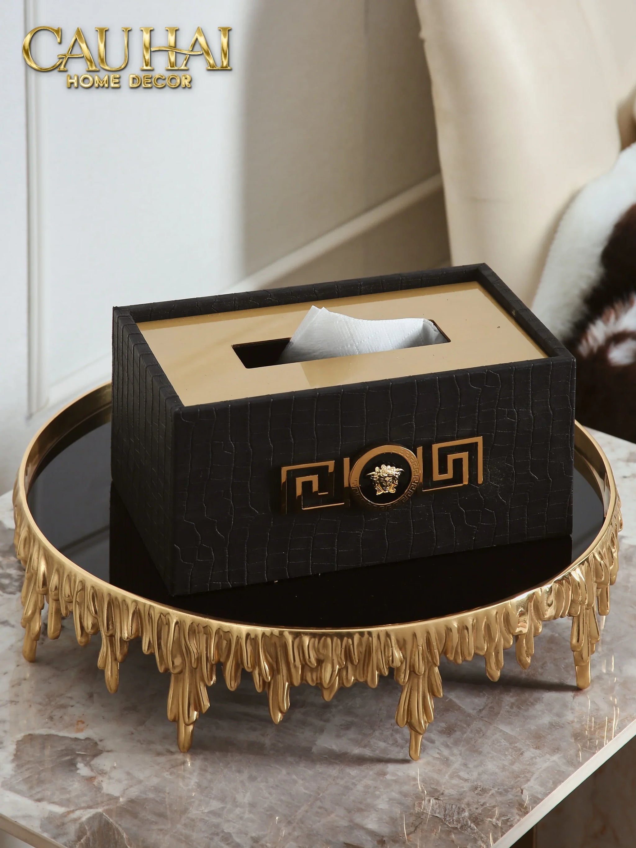 maison-couture-hop-khan-giay-v-class-phantom-cuir-de-croco-speciale-medusa-cau-hai-home-decor-3 - CẬU HAI HOME DECOR