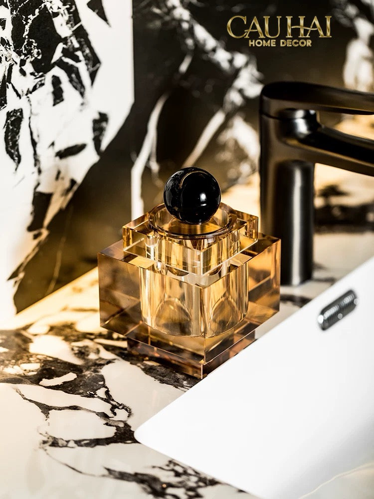 Maison Couture - Lọ Tăm Bông Pha Lê - Cristalleries Obsidian Cube - Smoky Vanity Ritual Set 9x14-HŨ TRANG TRÍ-Đối tác tại Trung Quốc theo từng đơn đặt hàng-CẬU HAI HOME DECOR